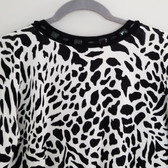 Joseph A Women's Animal Print Top - Picture 5 of 7